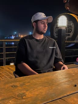 Portrait of Khizar Arain
